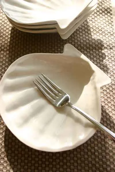 Hors d'eaurve Scallop Shell Appetizer Plates (Set of 4) photo 3