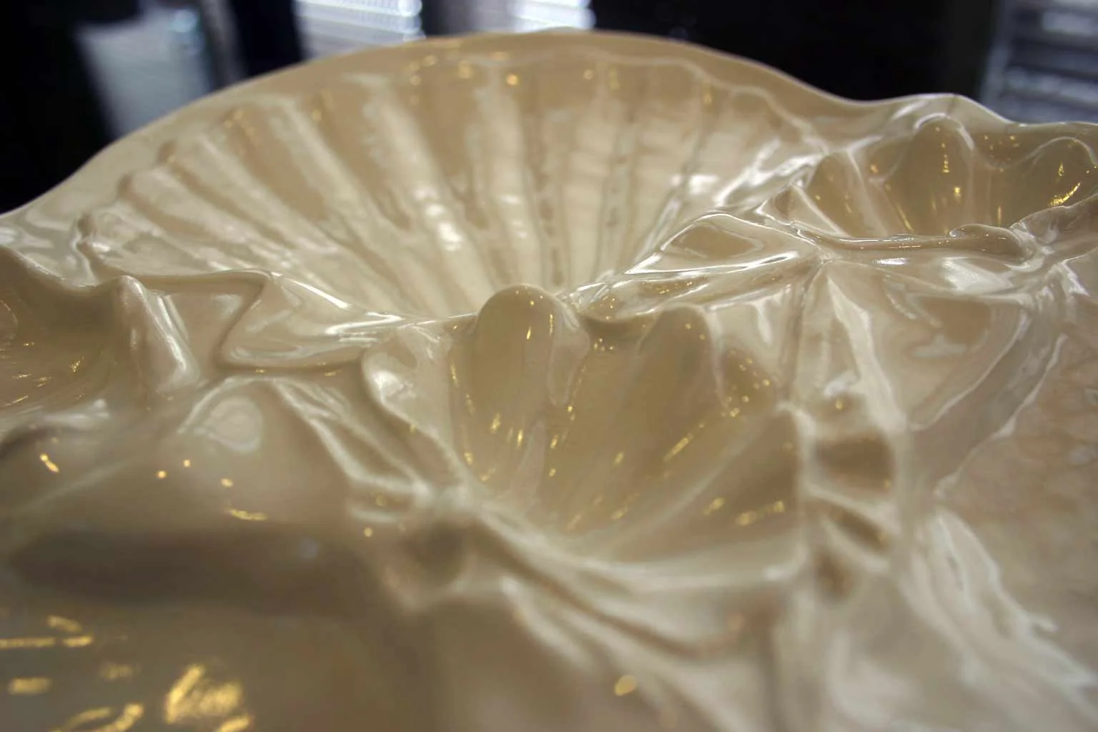 Scallop Shell Three Section Porcelain Serving Platter photo 10