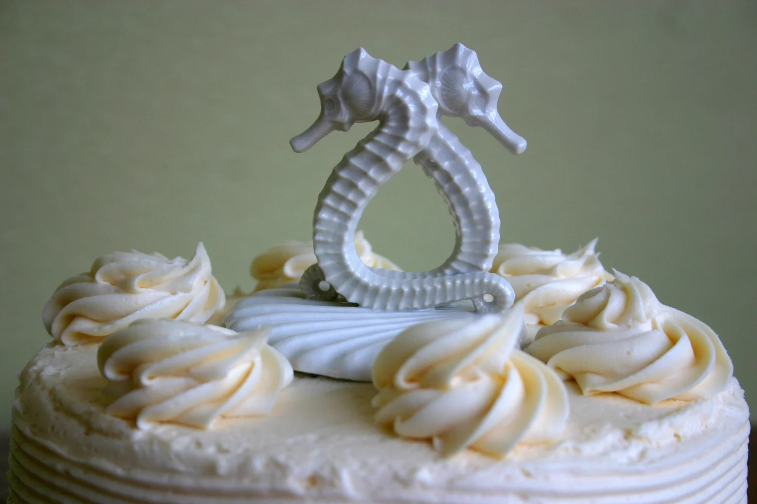 Porcelain Seahorse Cake Topper photo 3